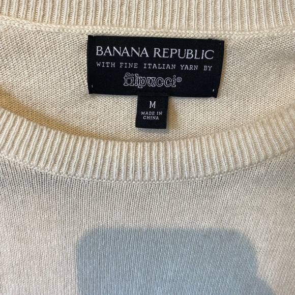 Banana Republic Fillipuci Italian Yarn Crewneck Cream Sweater Medium - Picture 4 of 8